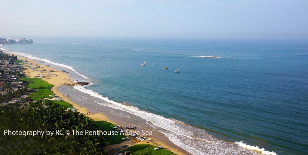 Апартаменты The Penthouse Above Sea Дехивала-Маунт-Лавиния Экстерьер фото